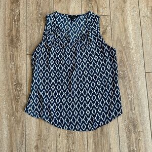 Banana Republic Navy and White Sleeveless top Size XS